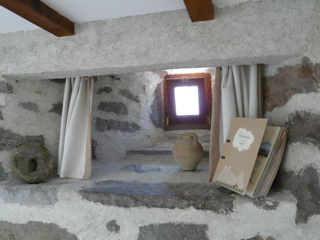 Chambre D'Hotes Grange De La Bastide Laveissière Kamer foto