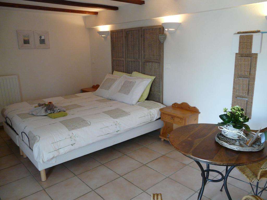 Chambre D'Hotes Grange De La Bastide Laveissière Buitenkant foto